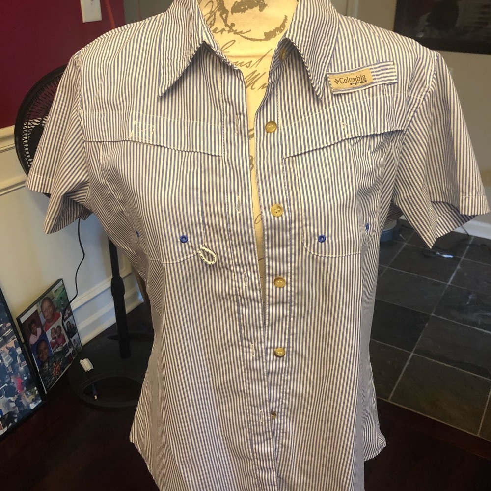 Columbia fishing shirt